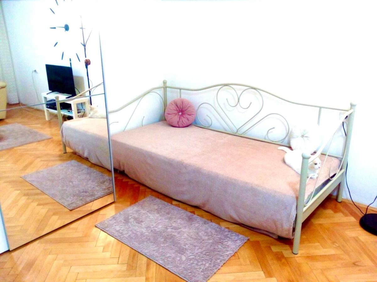 White House With Sauna And Jacuzzi Novi Sad Dış mekan fotoğraf